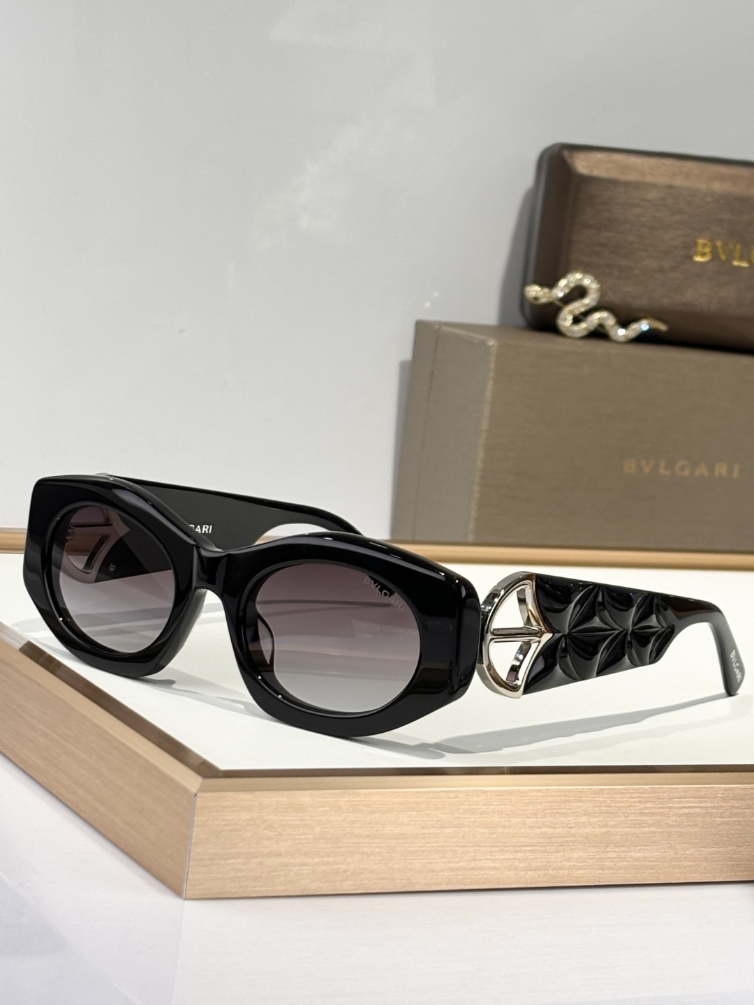  BVLGA*
MODEL：BV40049I
SIZE：51口22-145
