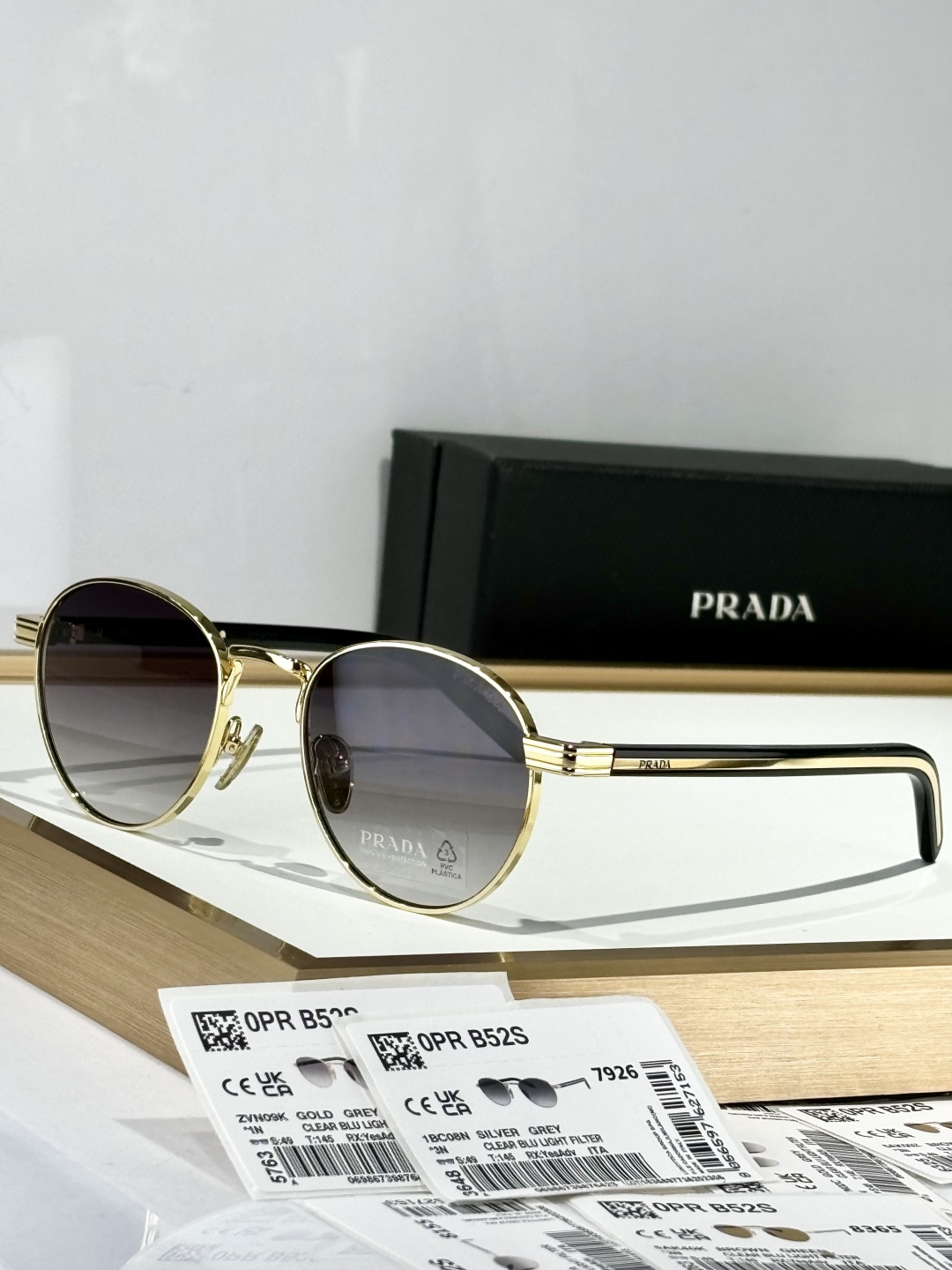 ss25 Original
ToP quality Prad~
Photo chromic光致变色
Mo