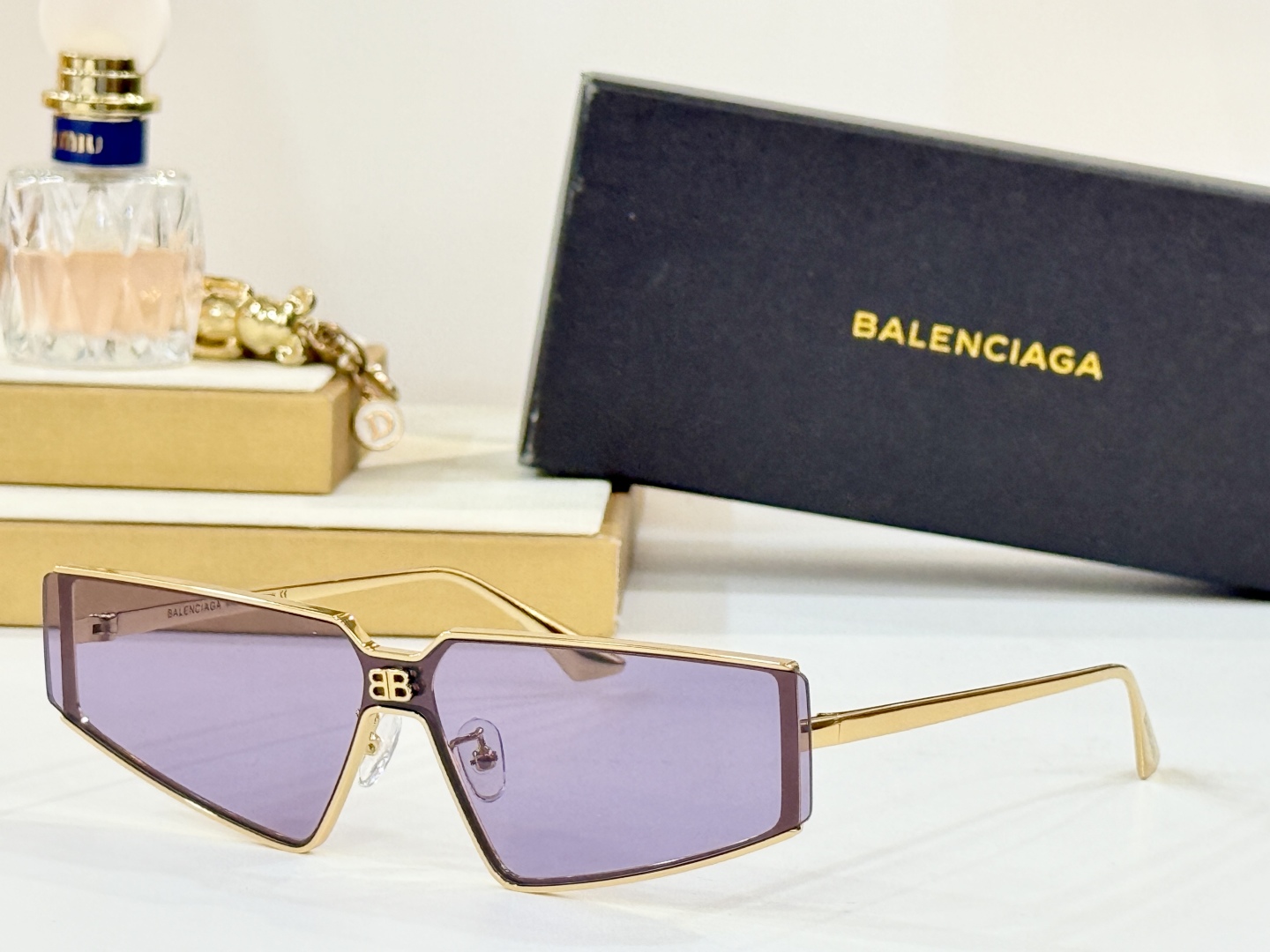  BALENCIAGA
MOD：BB0192S
Size：62口13 145
