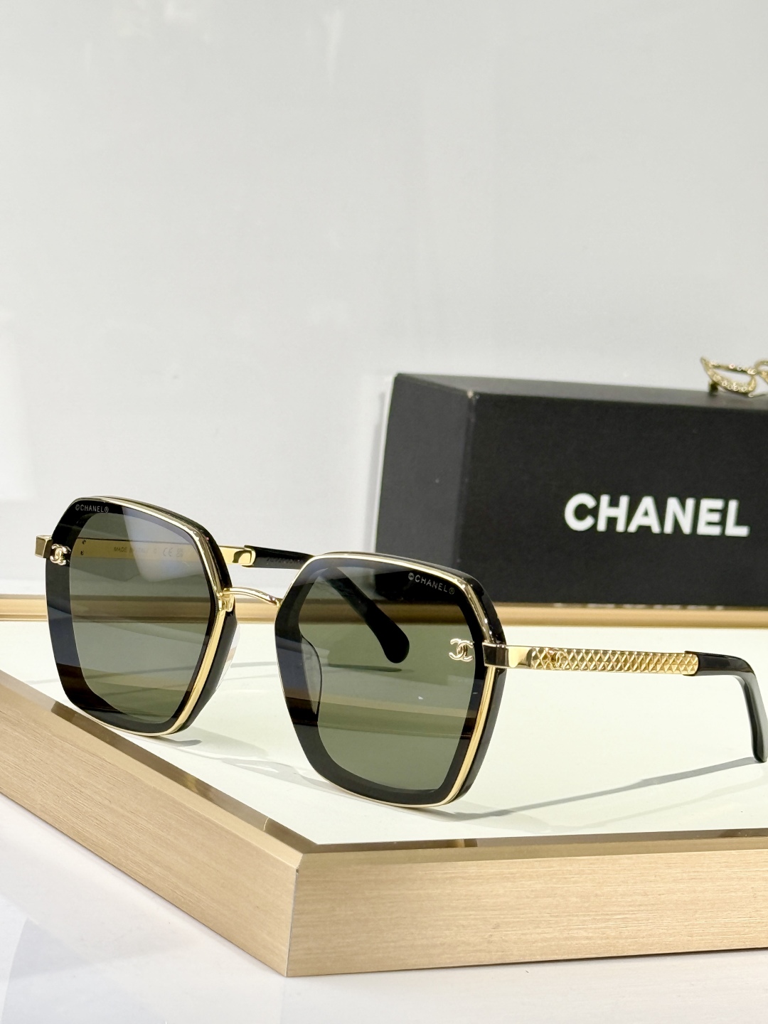  CHANEL
MODCH7402
Size62口16-145
