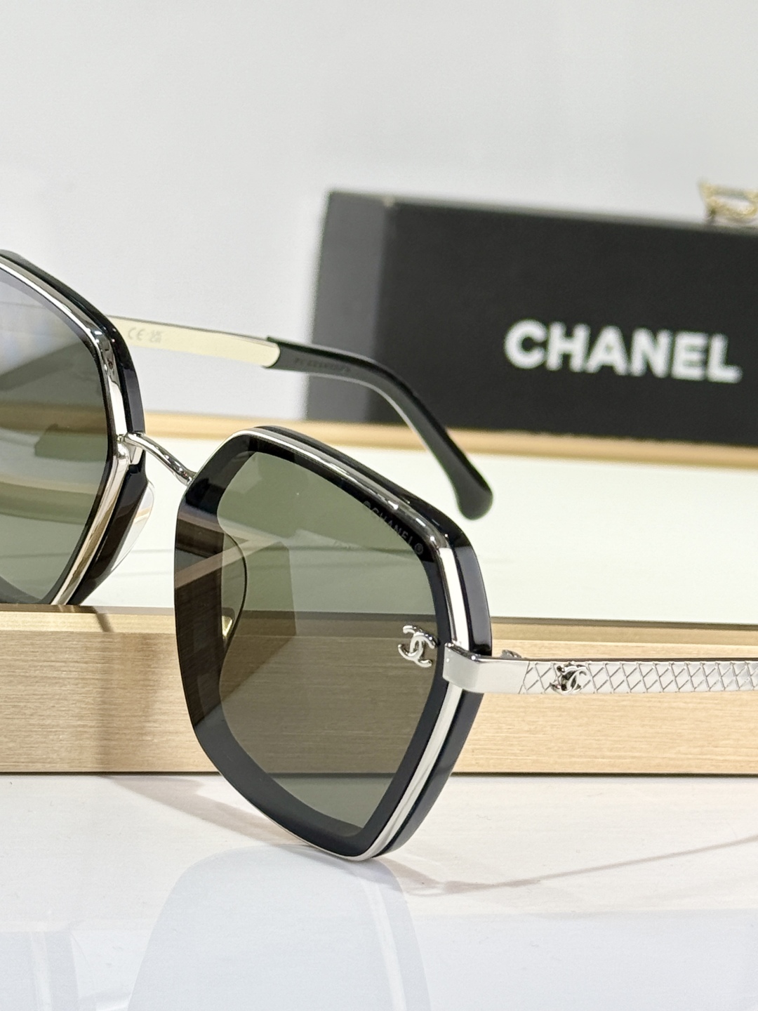  CHANEL
MODCH7402
Size62口16-145
