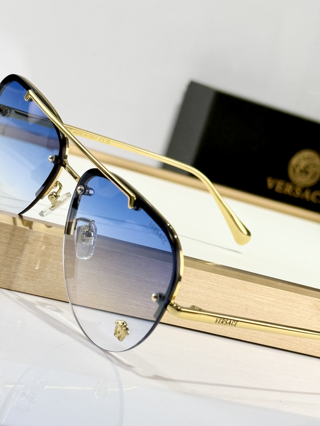  VERSACE
MOD：VE2231
Size：60口14 145
