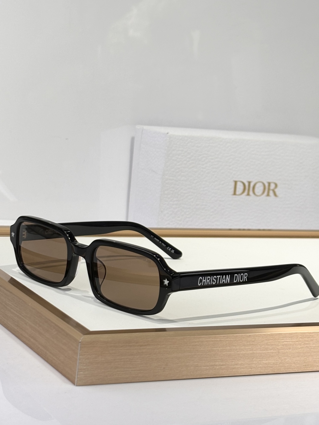  DIOR
MODEL Dior Pacific S3F 
SIZE：54口22-145

