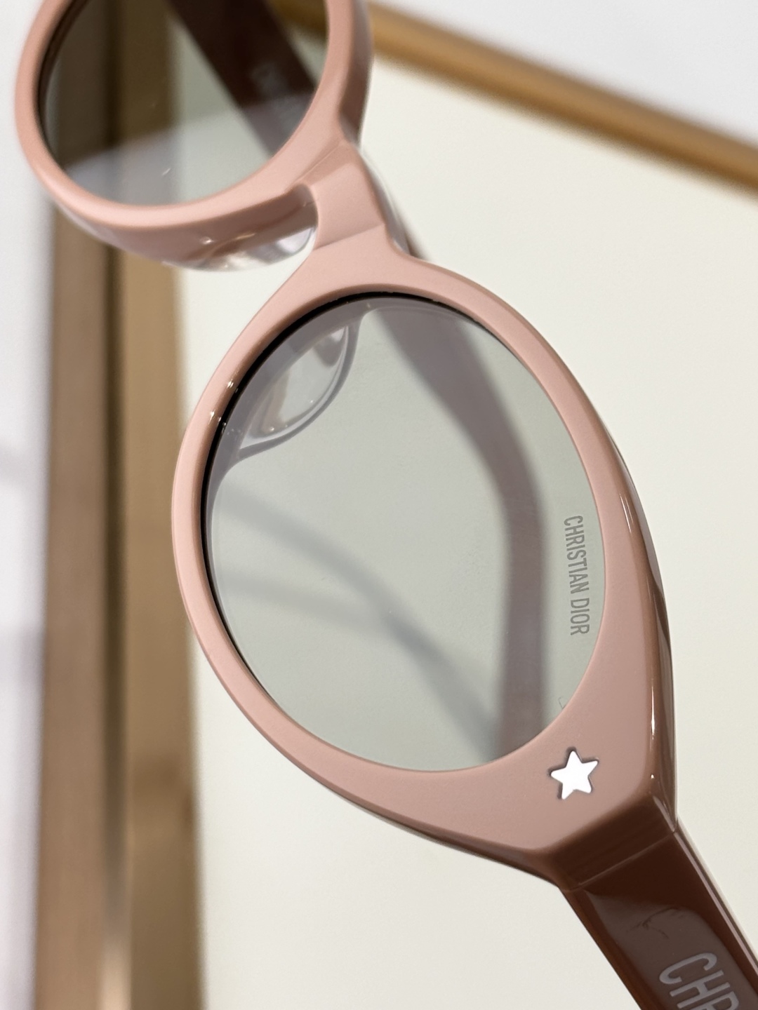  DIOR
MODEL Dior Pacific R1F 
SIZE：53口20-145
