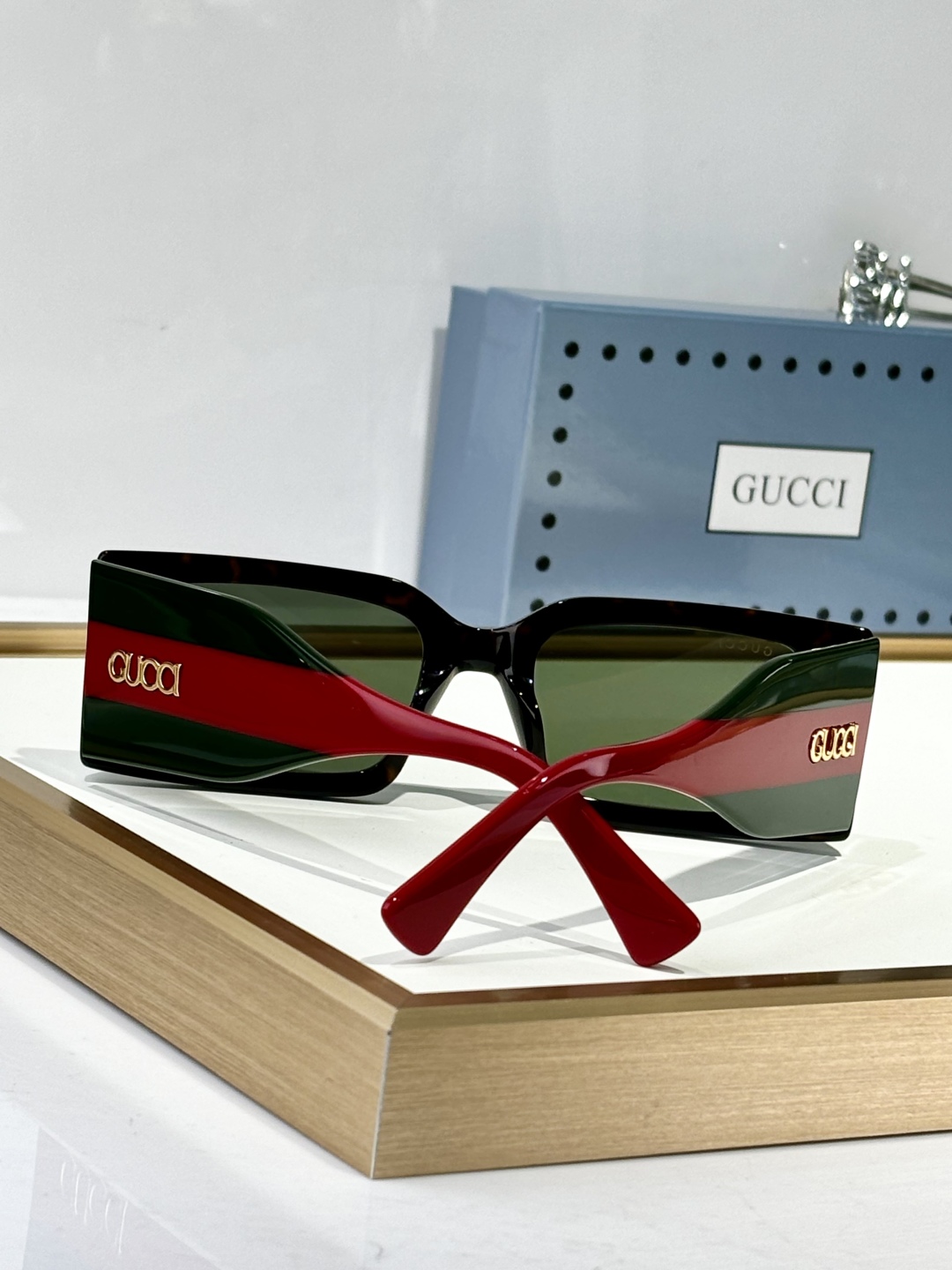  GUCC 𝑮𝒖𝒄𝒄𝒊
MODEL：GG1860S
SIZE：53口22-145
