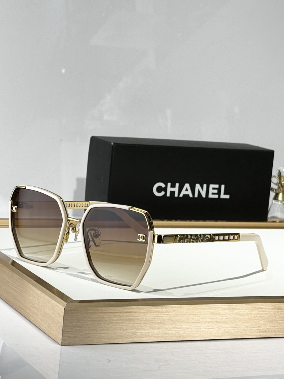  Chane*
MODCH7363
Size58-19-145
