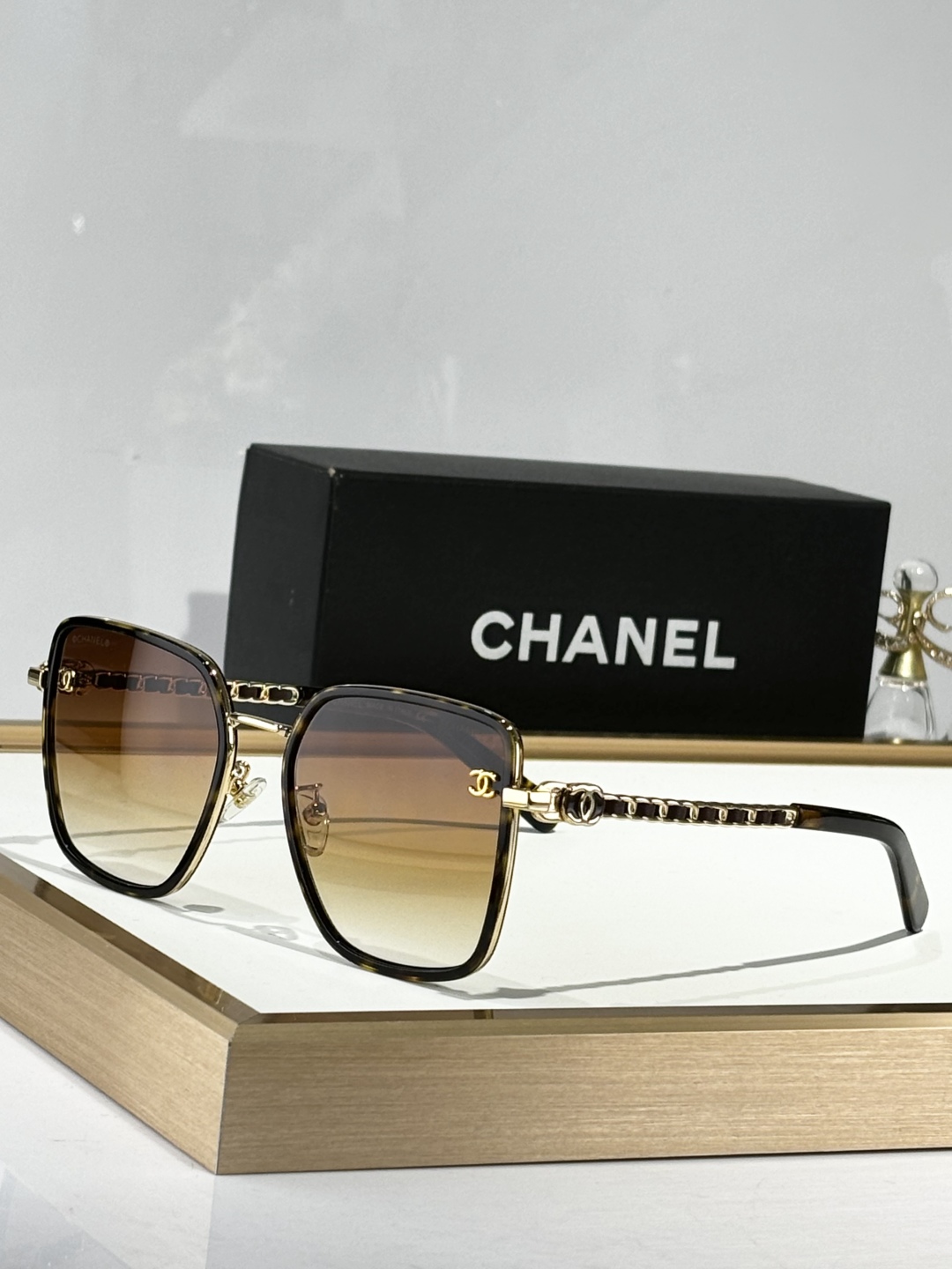  Chane*
MODCH7325
Size56-19-145
