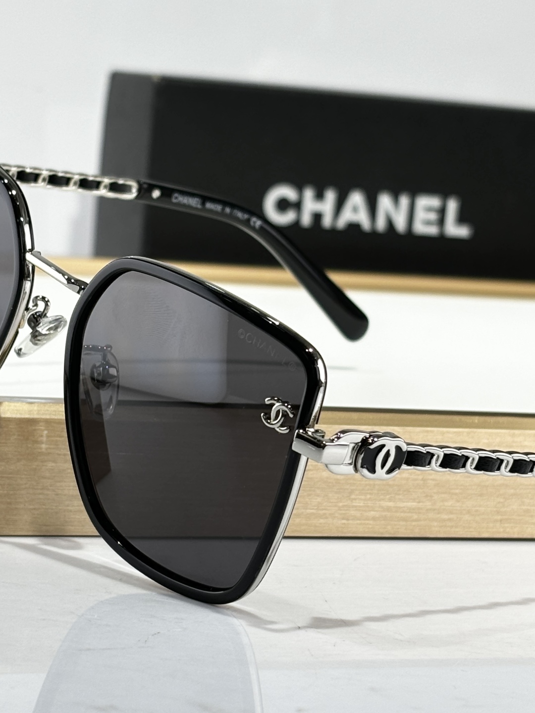  Chane*
MODCH7325
Size56-19-145
