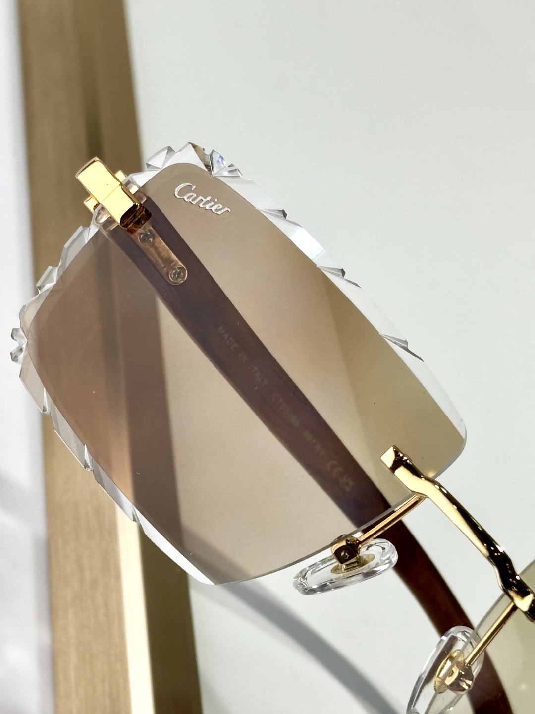  Cartier
MODCT0528S
Size60口16 140
