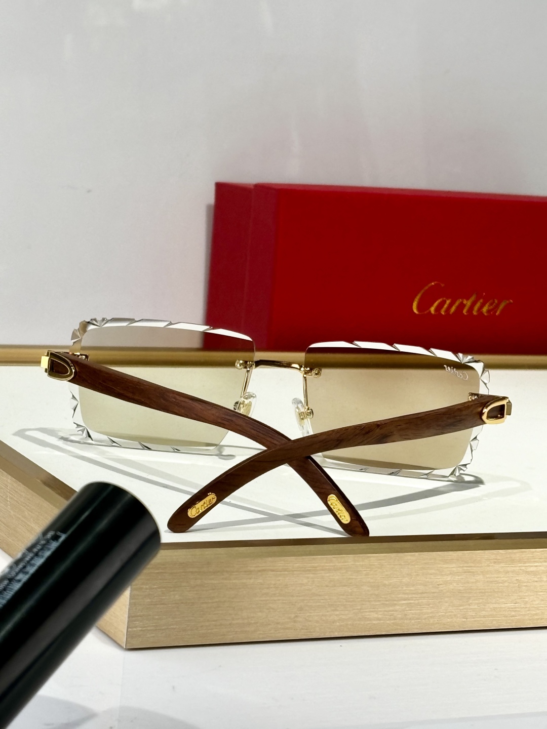 Cartier
MODCT0528S
Size60口16 140
