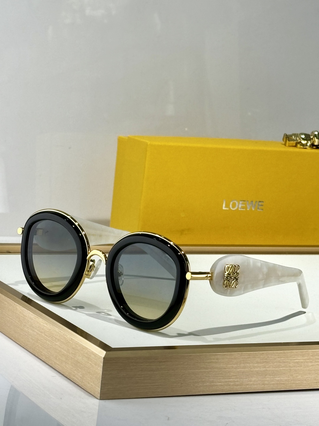  LOEWE
MOD：LW40149
Size：49口27 140

