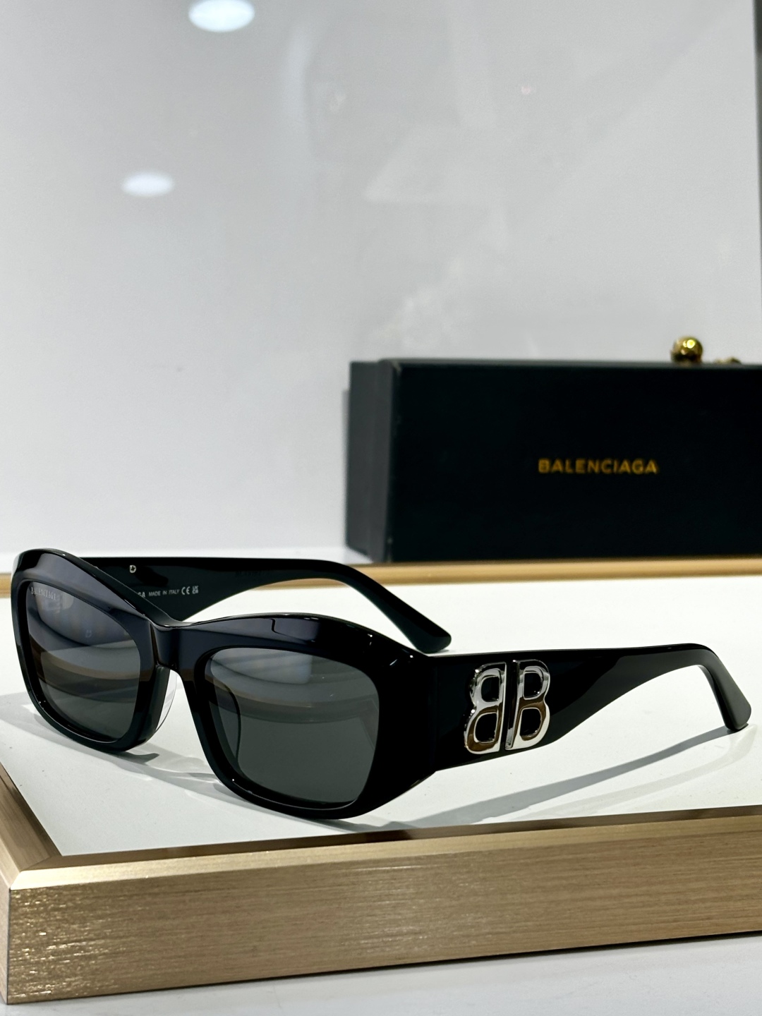  BALENCIAG*
MODEL：BB0397SK
SIZE：55口20-145
