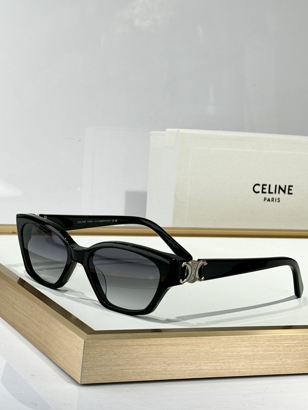  CELIN*
凯旋门logo
MOD：CL40524
Size：52口19-140 
