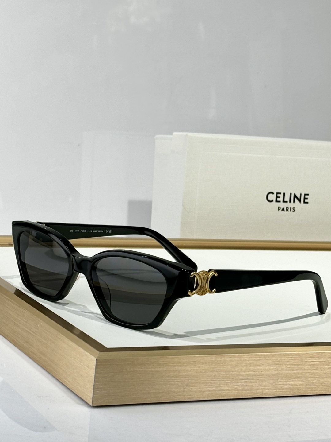  CELIN*
凯旋门logo
MOD：CL40524
Size：52口19-140 
