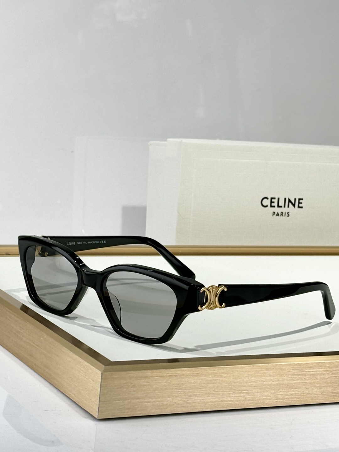  CELIN*
凯旋门logo
MOD：CL40524
Size：52口19-140 
