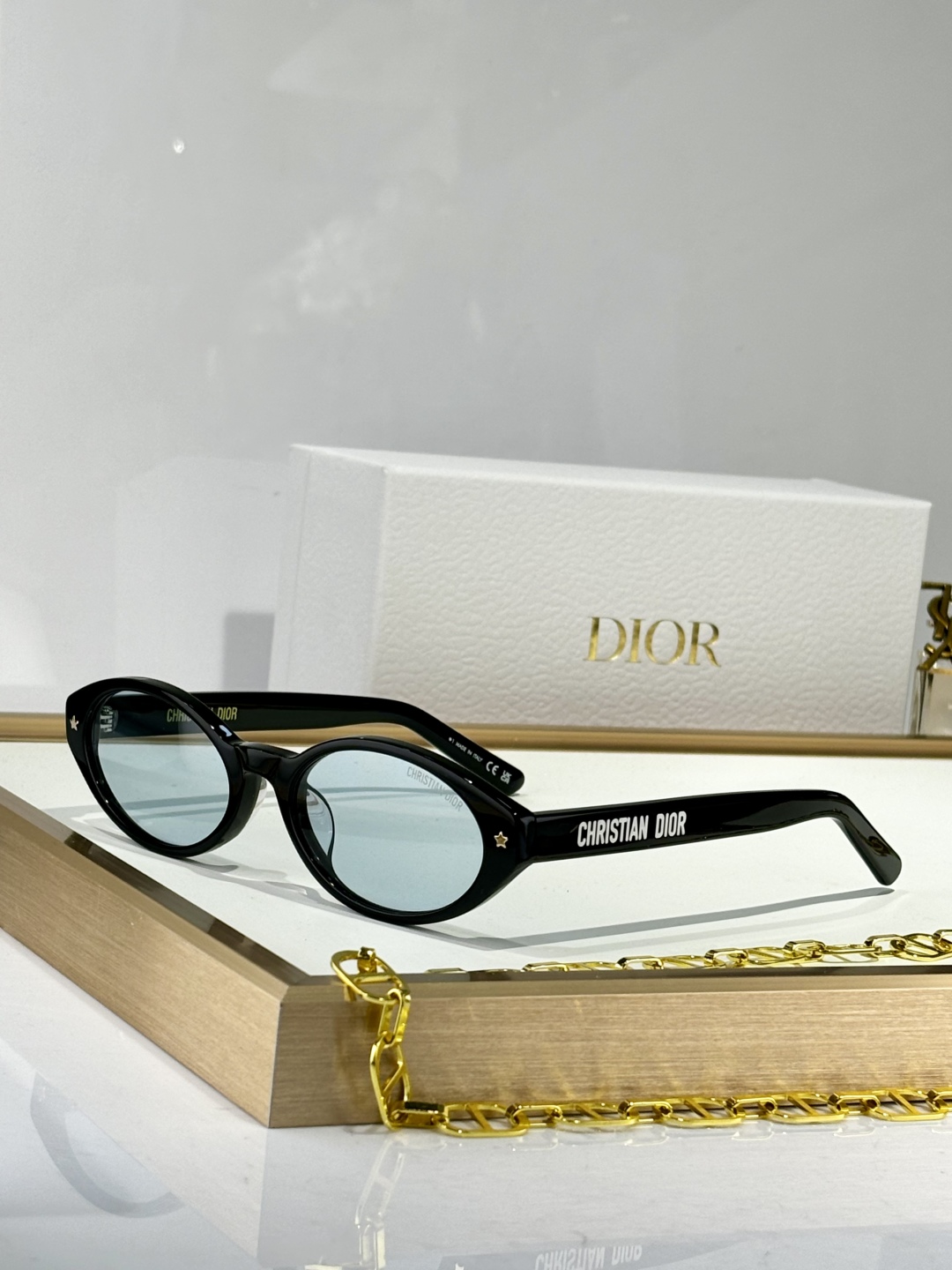  DIOR
MODEL DiorPacific R1I
SIZE：52口18-140

