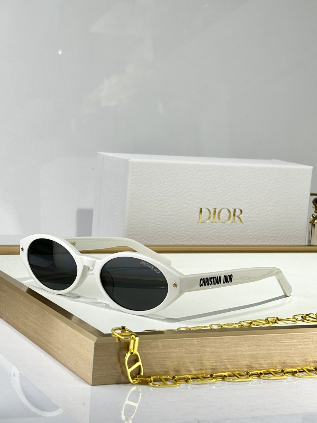  DIOR
MODEL DiorPacific R1I
SIZE：52口18-140

