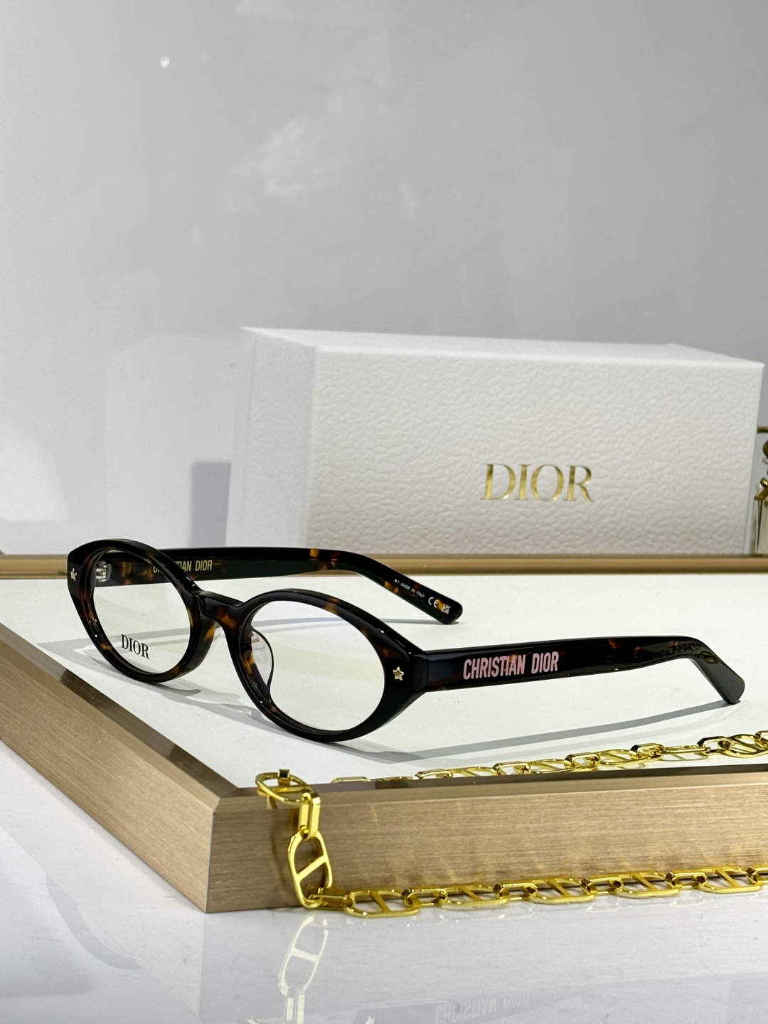  DIOR
MODEL DiorPacific R1I
SIZE：52口18-140

