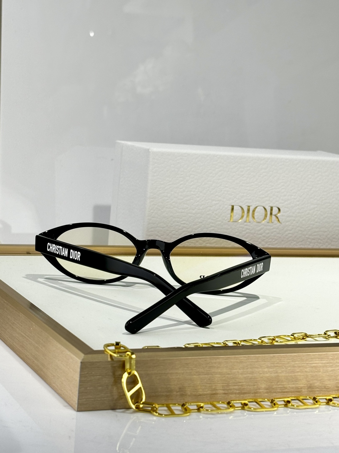  DIOR
MODEL DiorPacific R1I
SIZE：52口18-140

