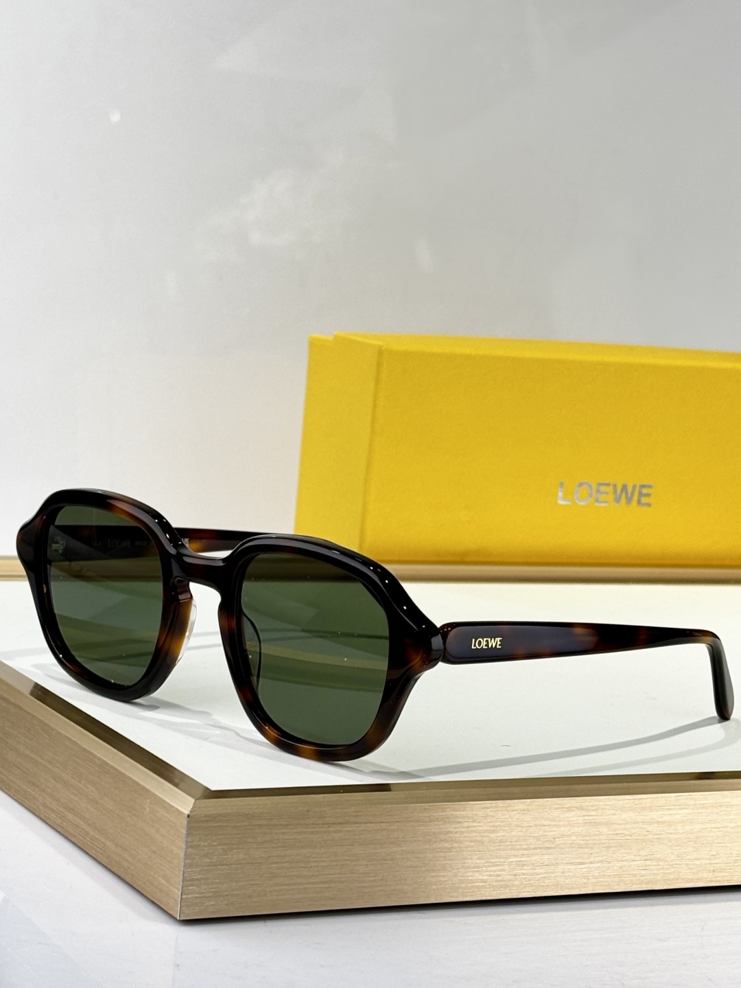  LOEWE
MOD：LW40163F
Size：51口21 140
