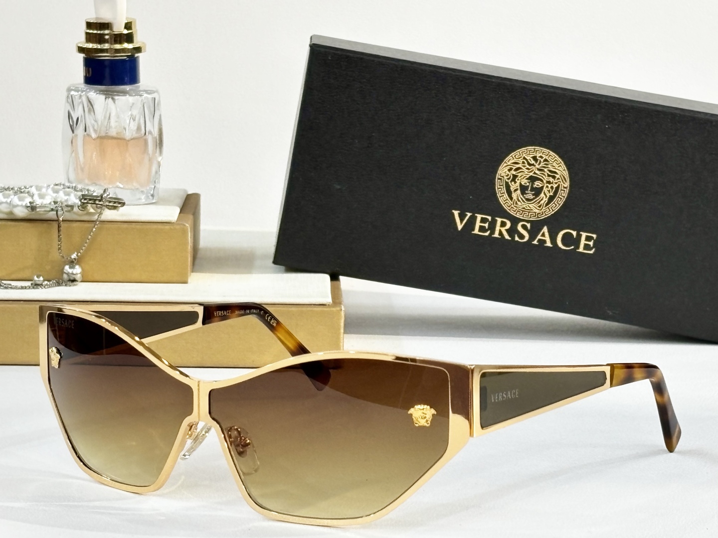  VERSACE
MOD：VE2205
Size：68口4 135
