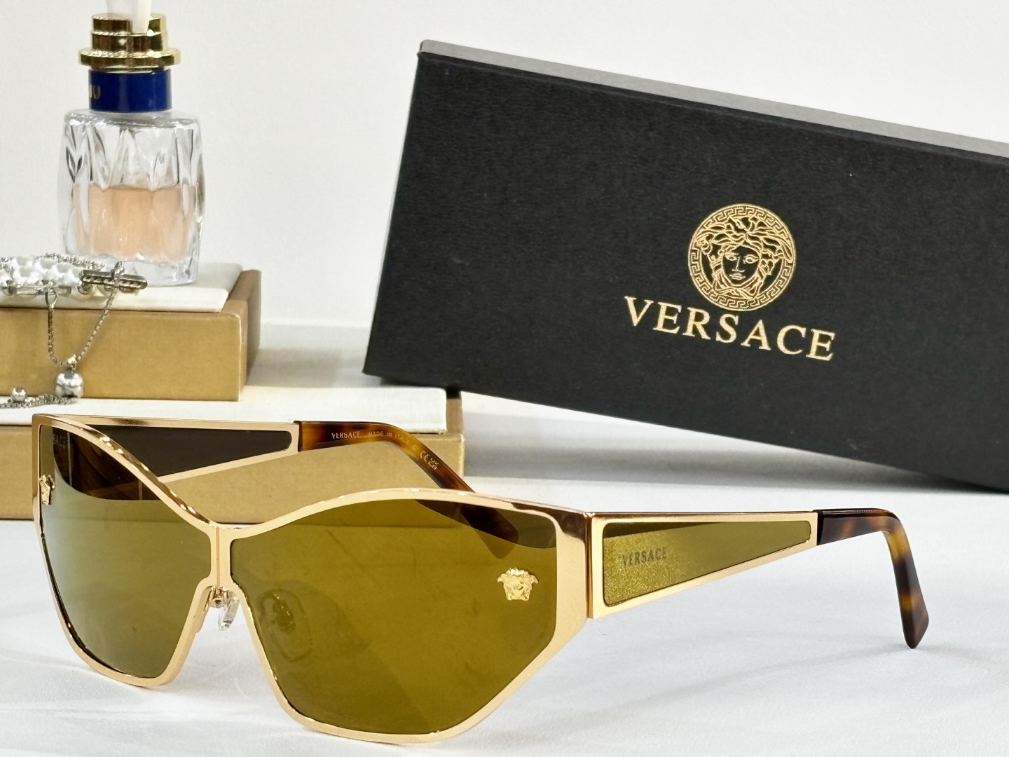  VERSACE
MOD：VE2205
Size：68口4 135

