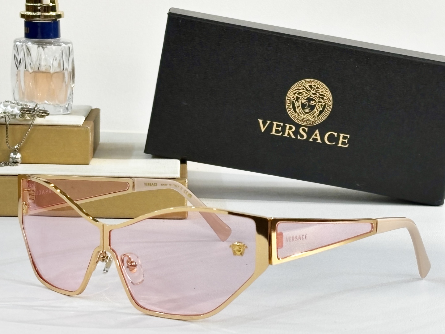  VERSACE
MOD：VE2205
Size：68口4 135
