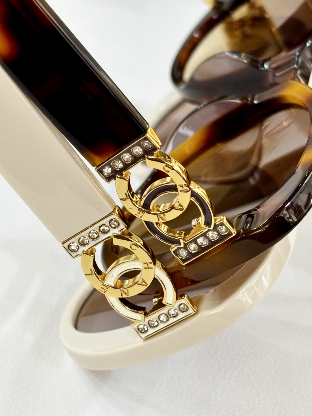  CHANEL
MOD：CH8051
Size：51口21-145

