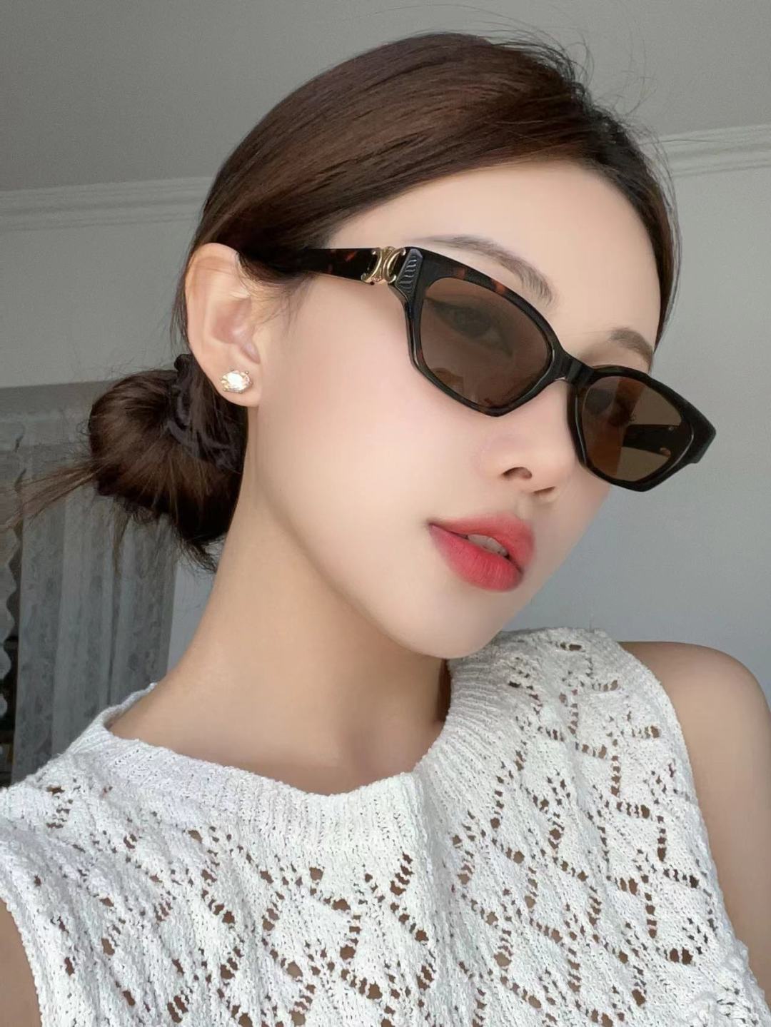  CELIN*
凯旋门logo
MOD：CL40524
Size：52口19-140 

