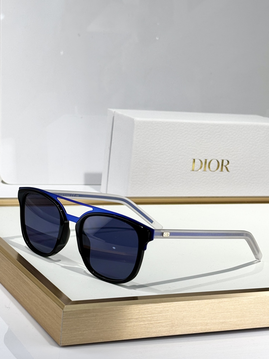  DIOR
MOD：BLACKTIE221S
Size：53口20 150

