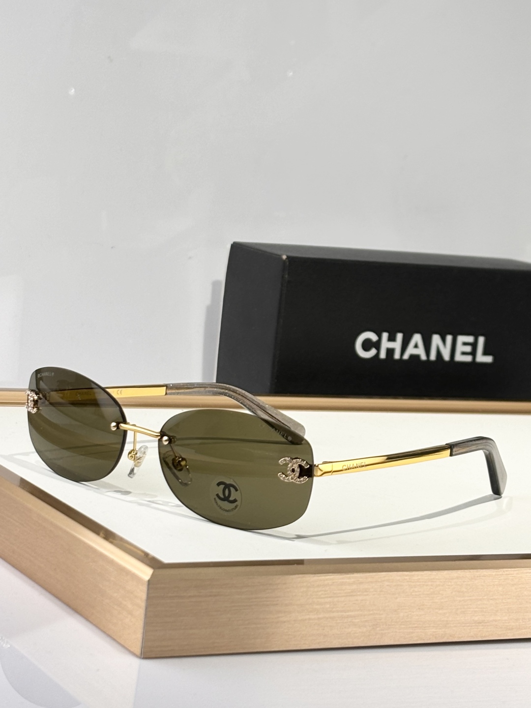 。CHANE
MODEL：A71559
SIZE：62口16-145


