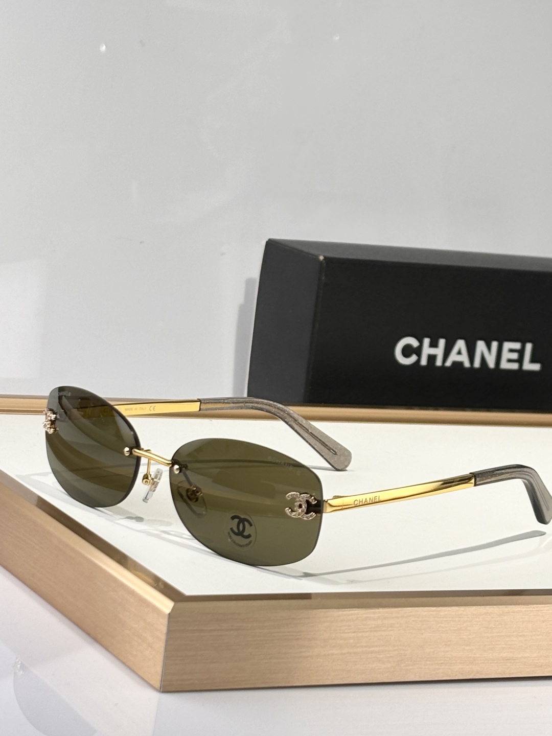 。CHANE
MODEL：A71559
SIZE：62口16-145

