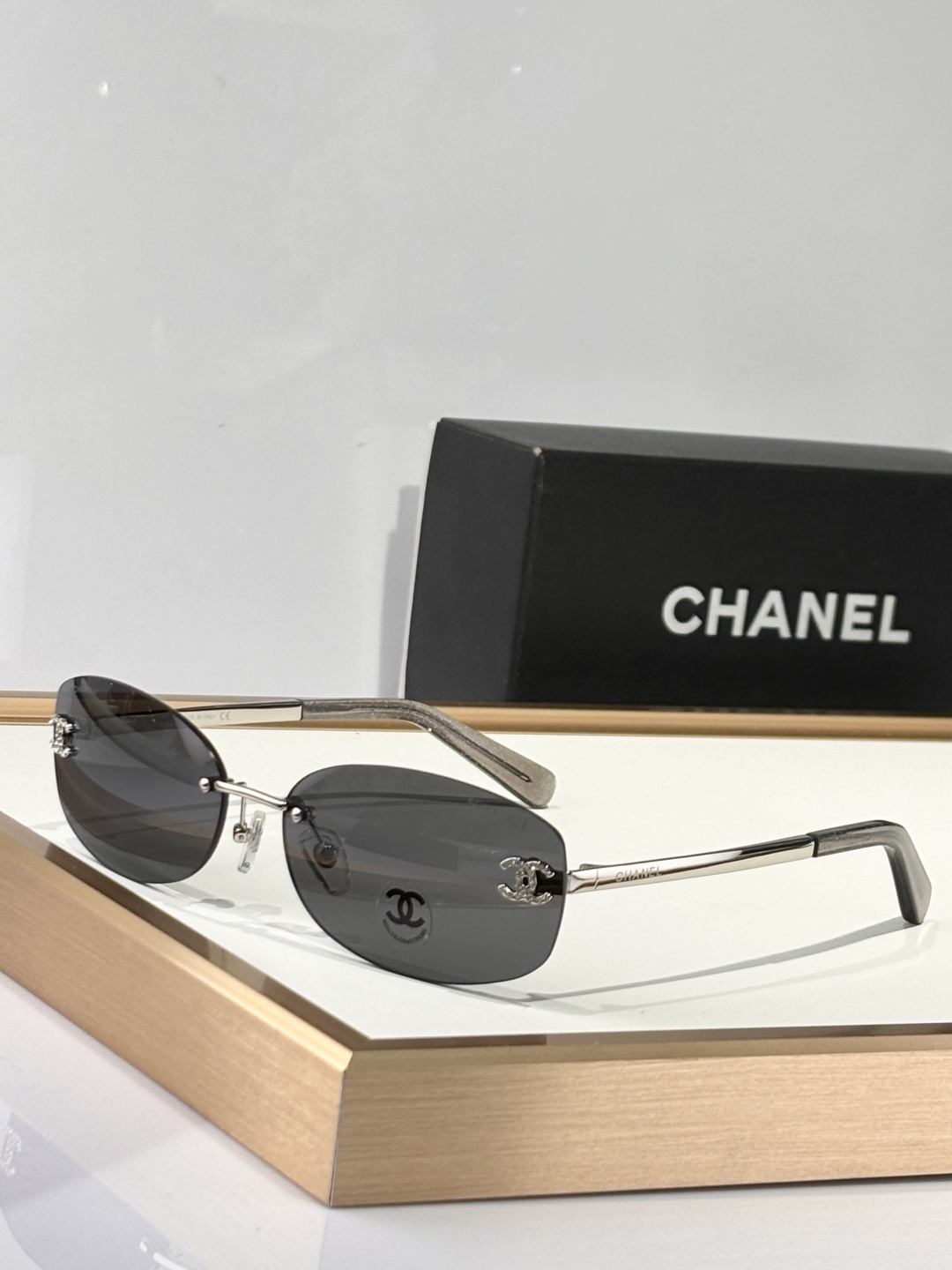 。CHANE
MODEL：A71559
SIZE：62口16-145

