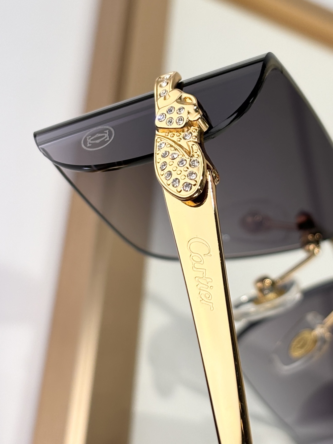  Oversized 
ToP quality 
Cartier
CT0545
size：59口17-1