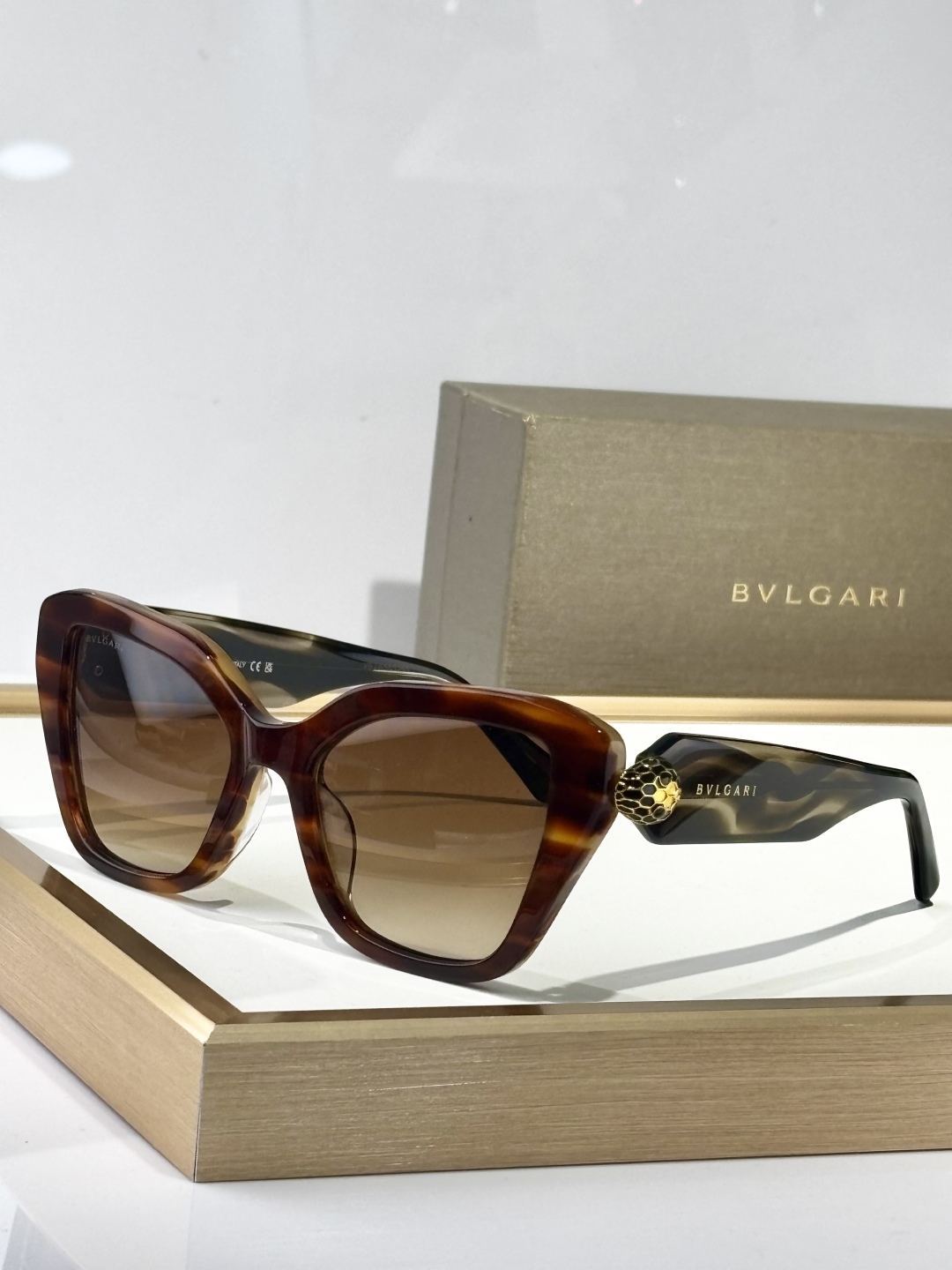 BVLGAR*
ModelBV40033I
Size 52口20-145
