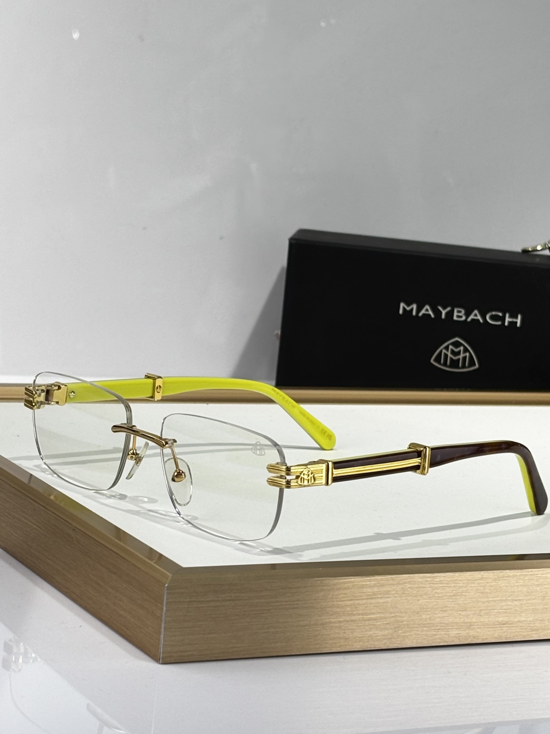  MAYBAC
MODELTHE HIGHNESS I
SIZE：57口17-140
