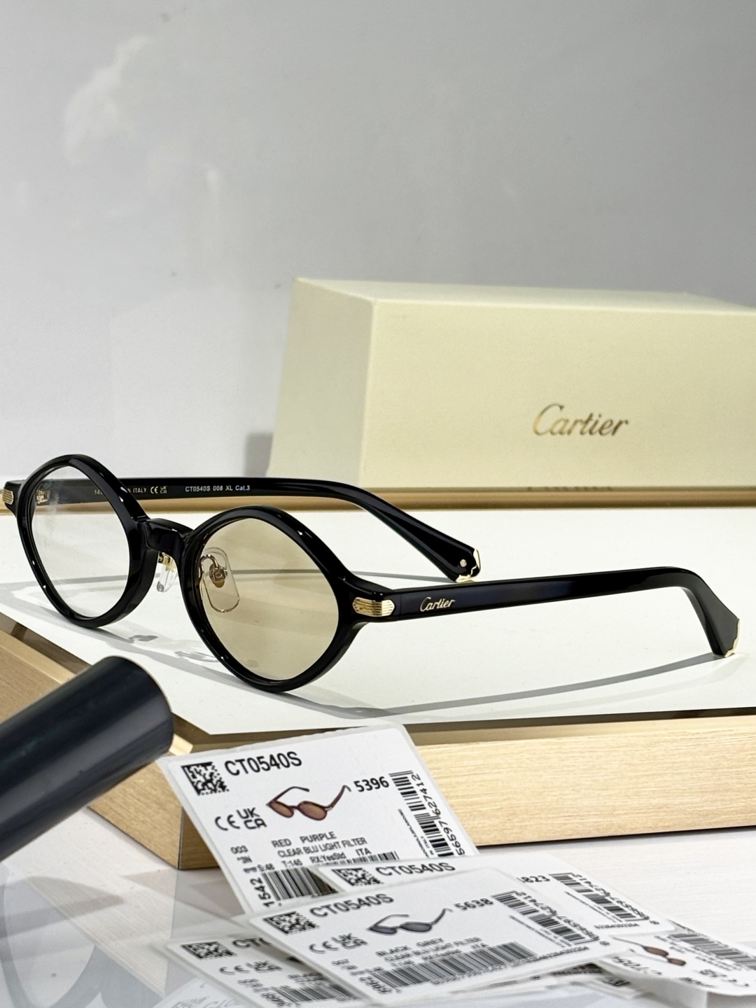 ss25 Cartier
ToP quality
Photo chromic
MOD：CT0540S
s