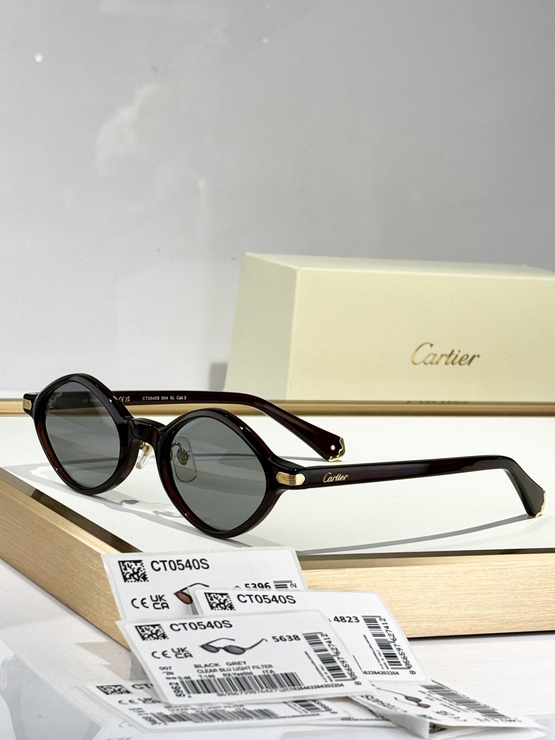 ss25 Cartier
ToP quality
Photo chromic
MOD：CT0540S
s