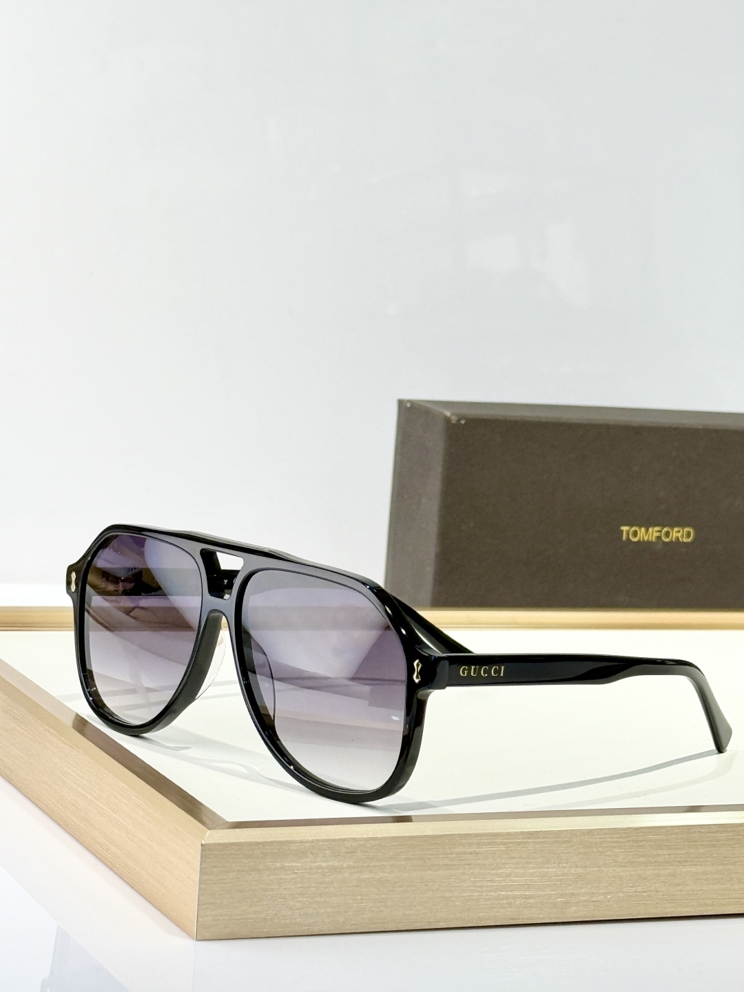  Gucci
Mod：GG1042S
Size：58-14-145

