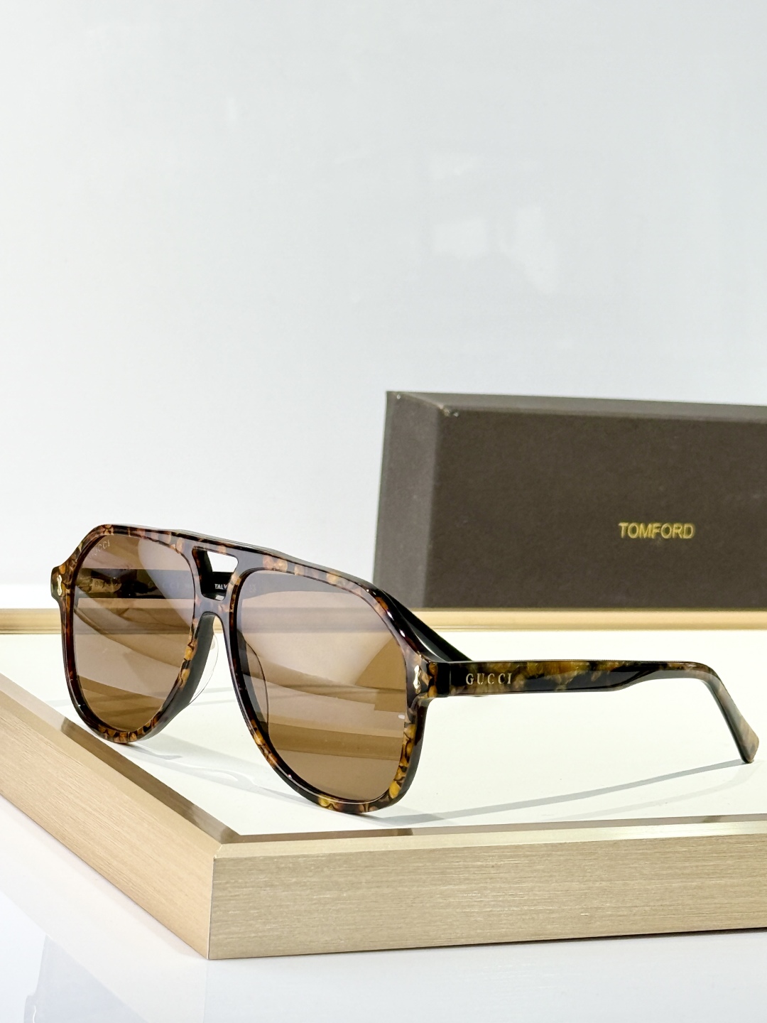  Gucci
Mod：GG1042S
Size：58-14-145

