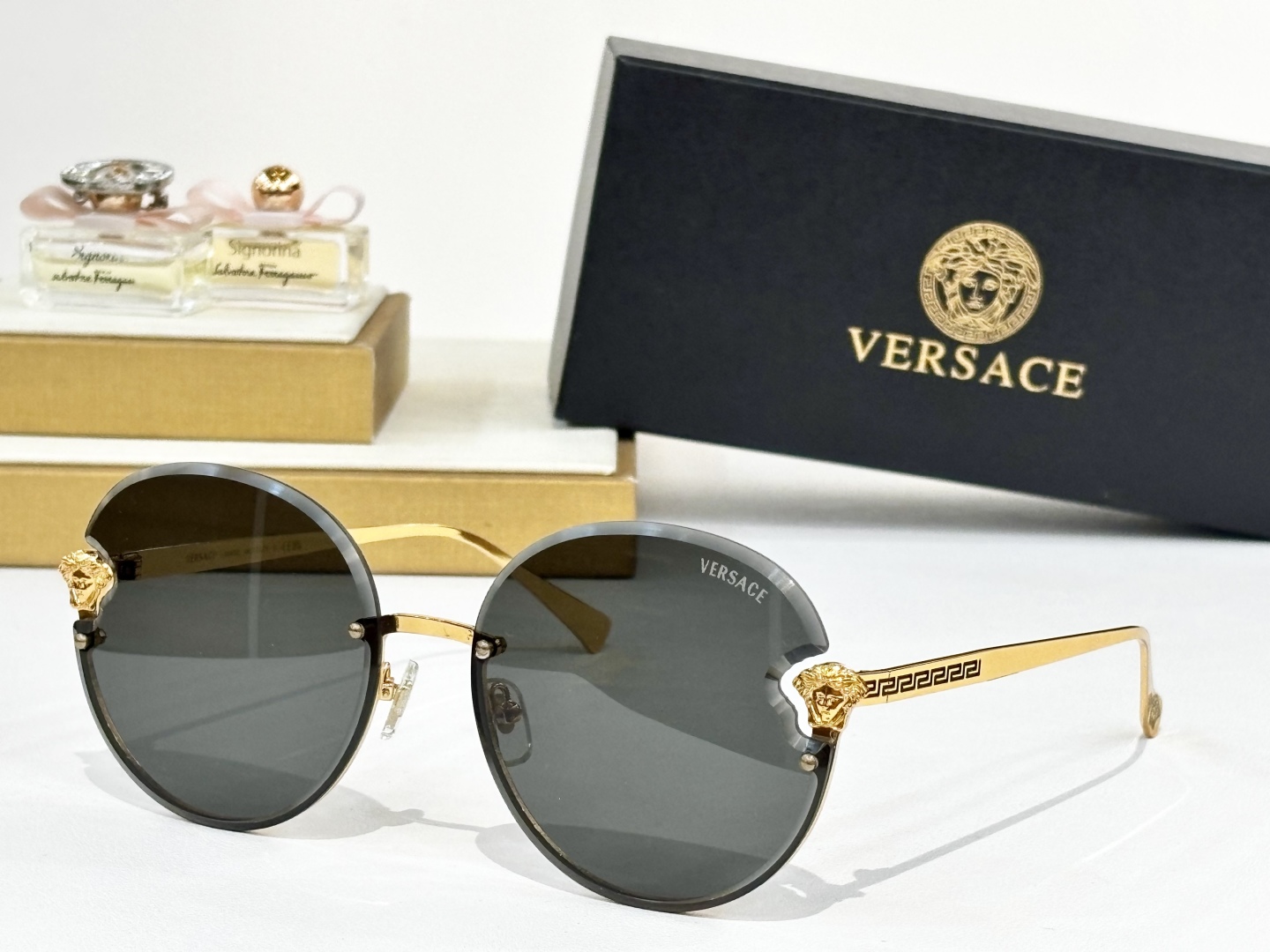  VERSACE
MOD：VE6752
Size：61口18 142

