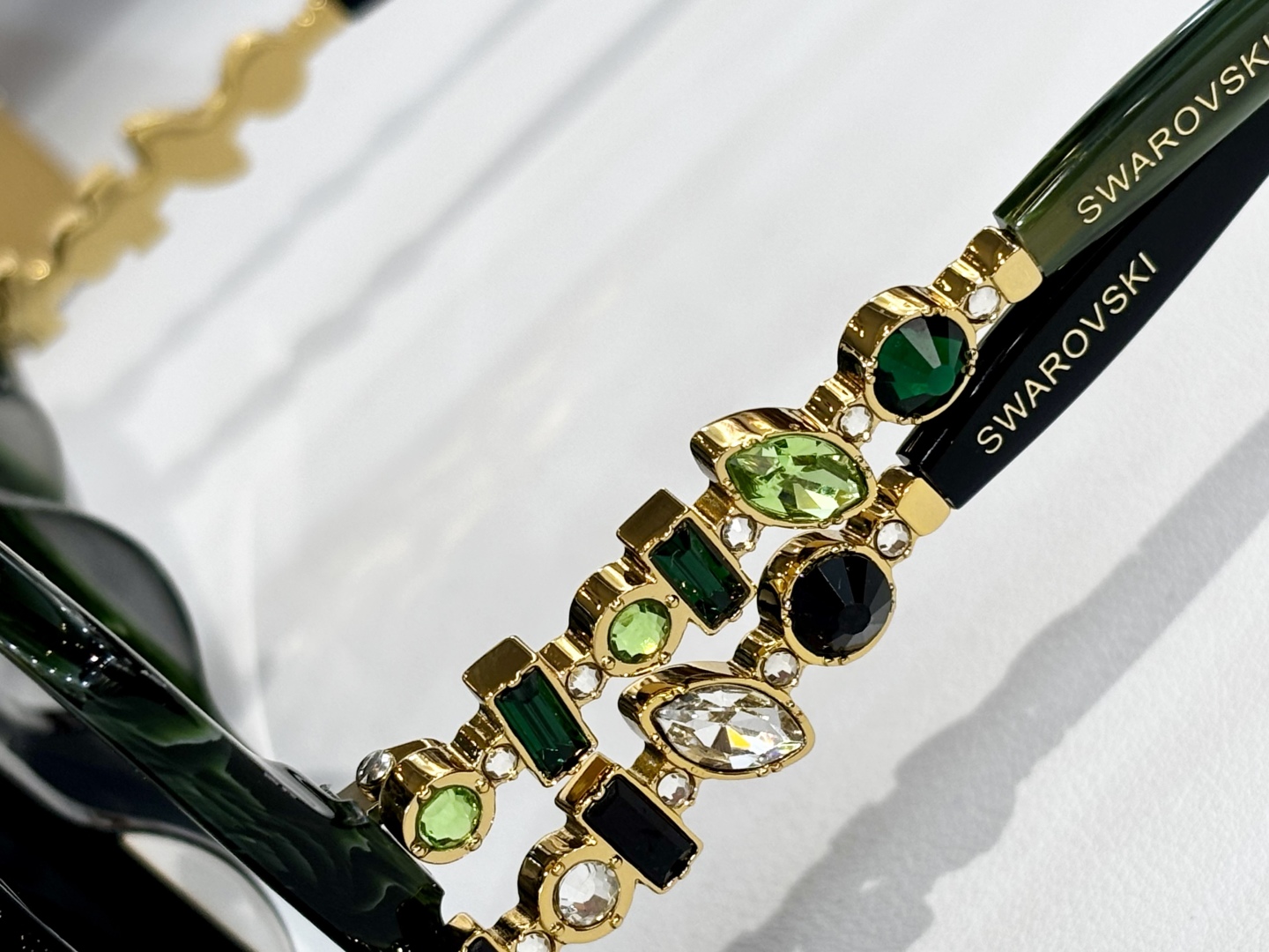  SWAROVSKI
MOD：SK0357
Size：54口19 140
