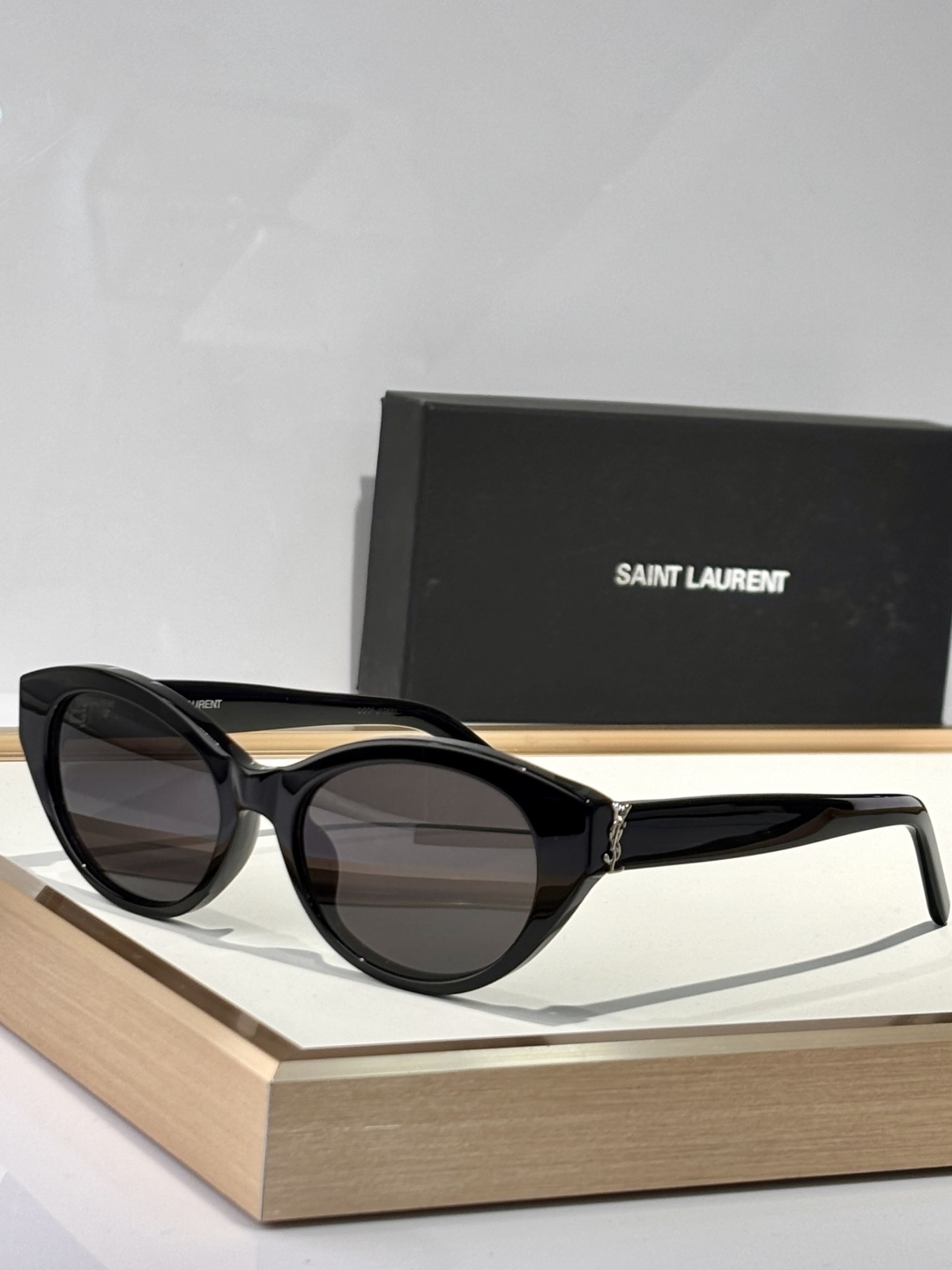  Saint laurent
MOD：SL M148 
sizs：54口18-140
