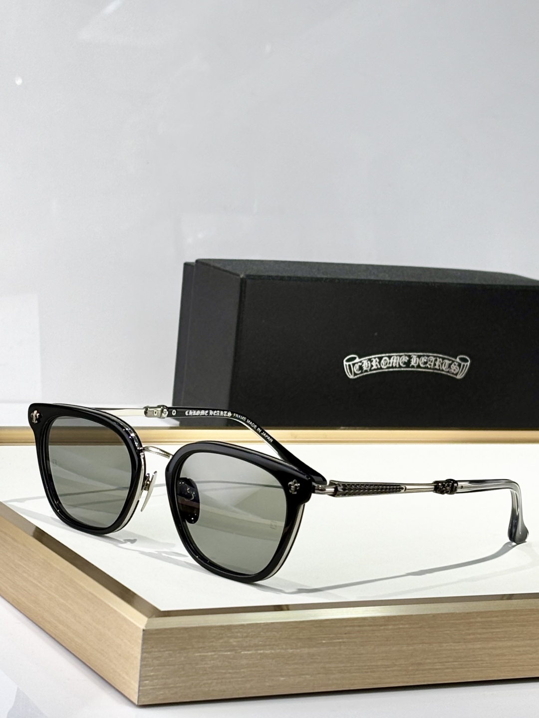  CHROME HEART
MOD：CLB-MGP
SIZE51口22-145
