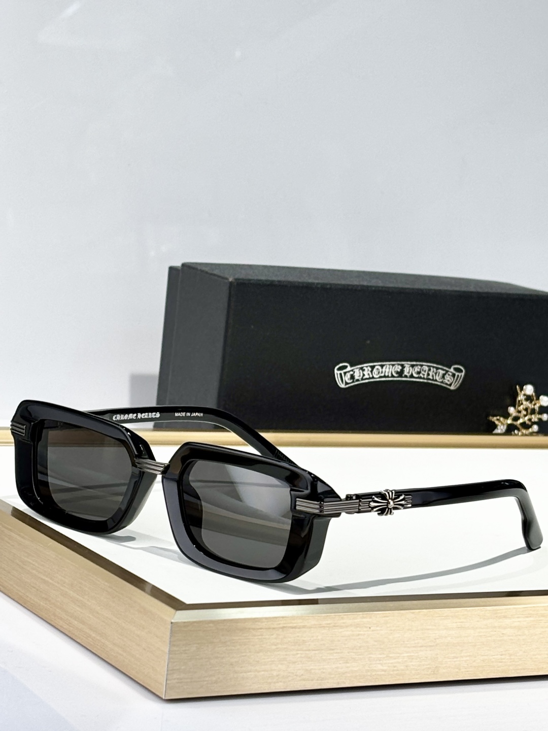 CHROME HEART
MOD：ASSTRAVAGNT
SIZE52口21-139
