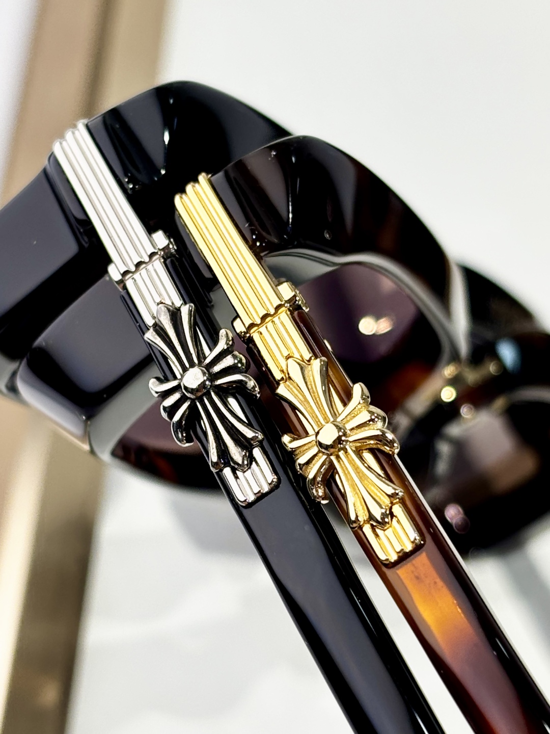  CHROME HEART
MOD：ASSTRAVAGNT
SIZE52口21-139

