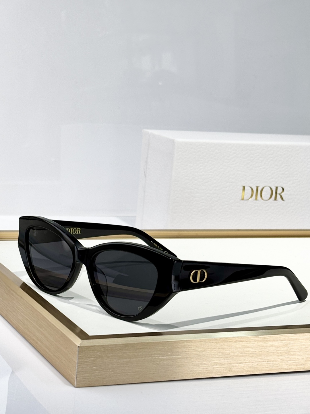  DIOR
MOD：DiorGlowB11
Size：53口16 140
