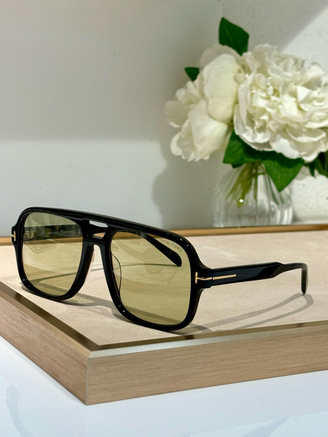  TOM FORD
MODEL：FT884
SIZE：60口18-140
