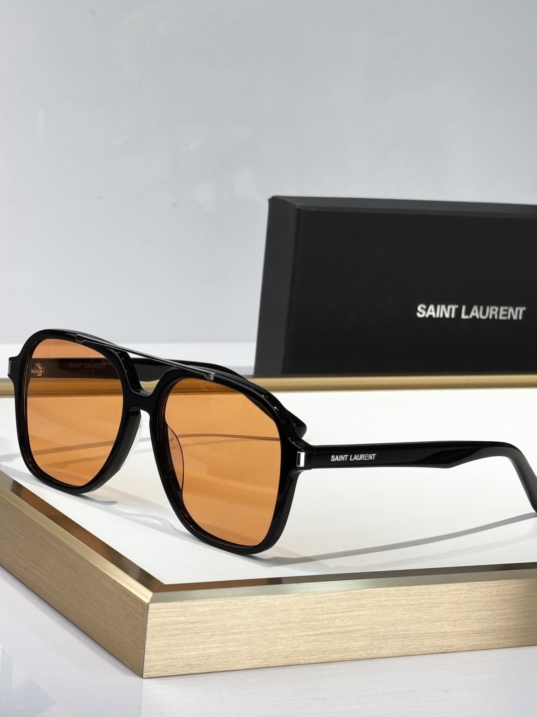  SAINT LAUREN*
TOP QUALITY 
𝑦𝑠𝑙火爆程度毋庸置疑
MODEL：SL545
