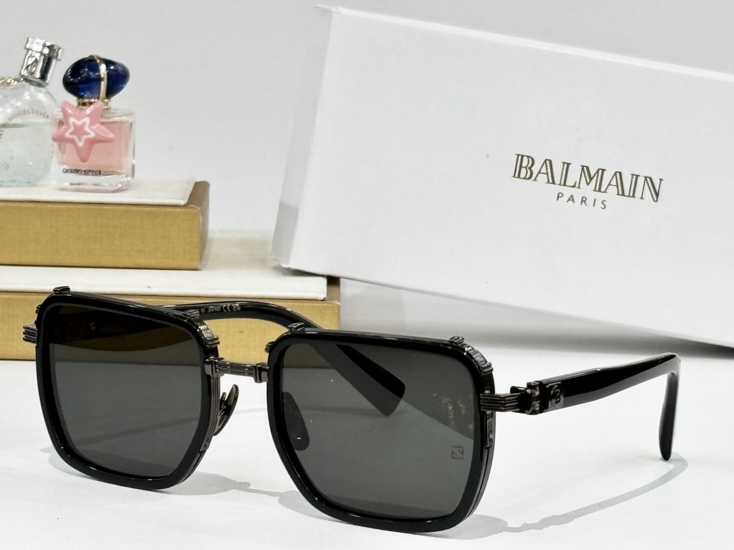   BALMAIN
MOD：AKONI
Size：56口21 140
